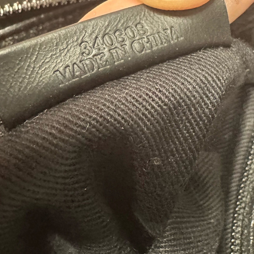 LOEWE CROSSBODY WITH COA - Picture 13 of 13
